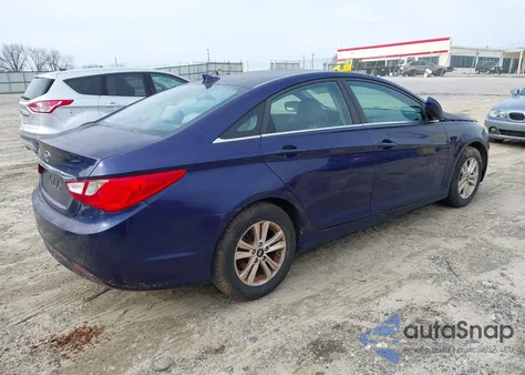 2013 Hyundai Sonata Gls z USA, uszkodzony, nr VIN 5NPEB4AC7DH736281